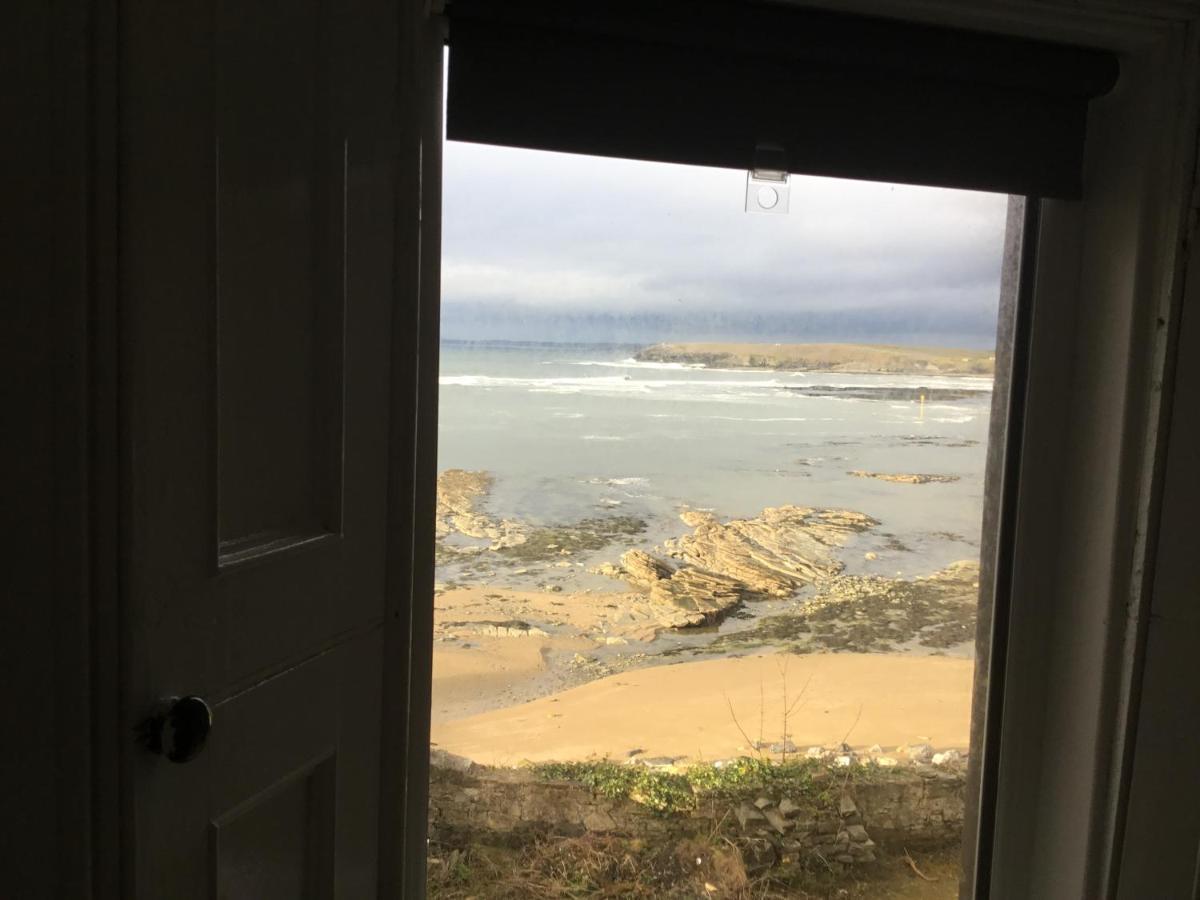 The Boathouse Lodge Hostel 번드런 외부 사진