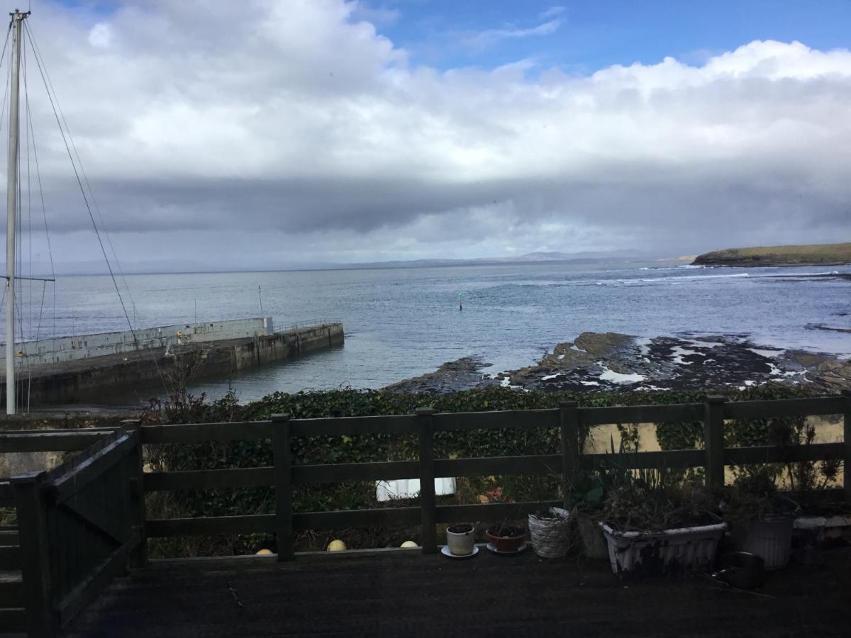 The Boathouse Lodge Hostel 번드런 외부 사진